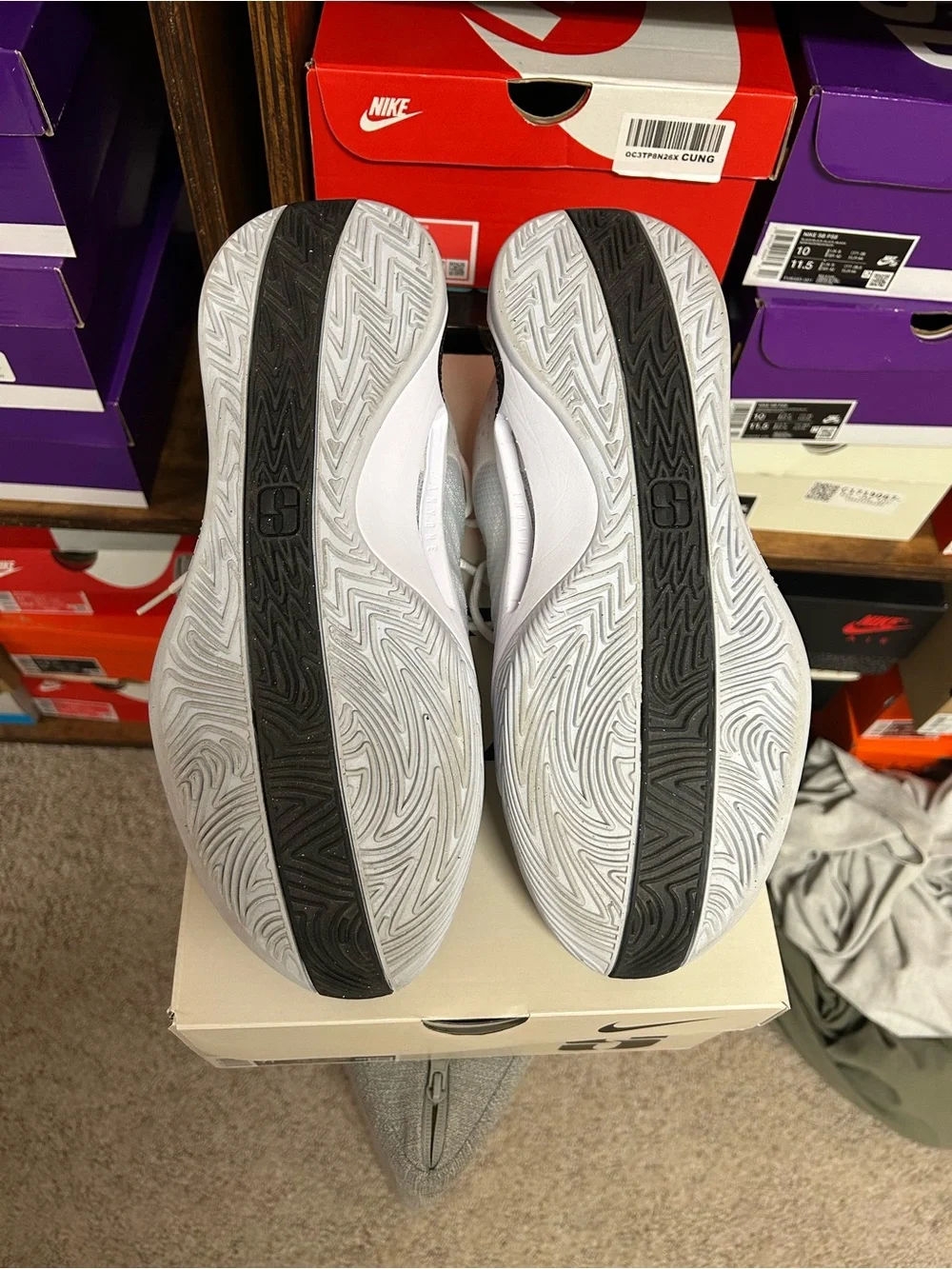 Nike Sabrina 1